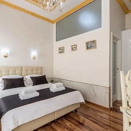 Couette-café Olivia Luxury 3*