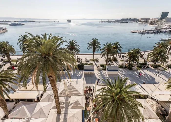 Olivia Luxury Bed & Breakfast 3*